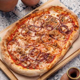 Пицца Al Tonno / Pizza Al Tonno