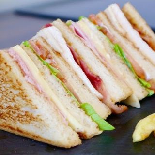 Sándwich Mixto