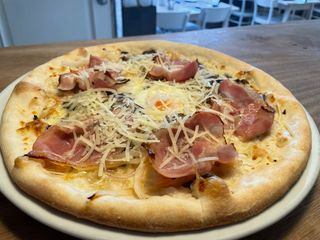 Pizza Carbonara (Mediana)