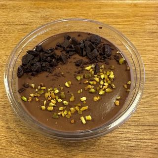 Panacotta cu fistic si ciocolata