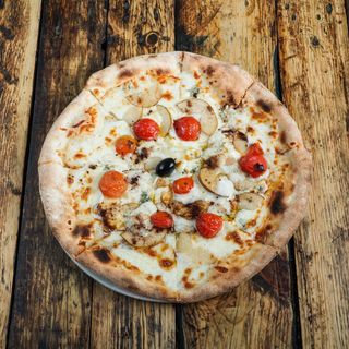 Pizza gourmet  master (mediana)