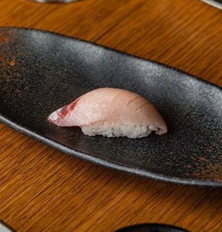 Nigiri Corvina