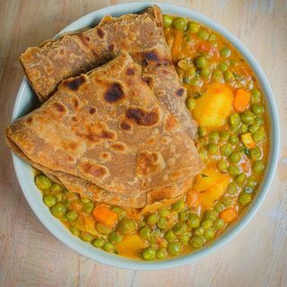 Chapati + peas + beans