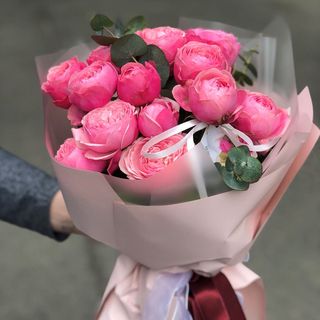 Букет 5 троянд Сільва пінк