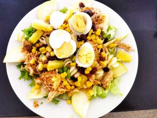 Salada de Frango à Camponesa