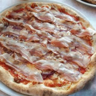 Pizza Pancetta E Cipolla