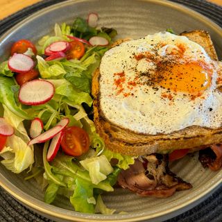 BLT сандвич (350г)