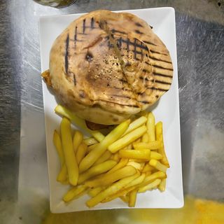 Campero con pan de MDD