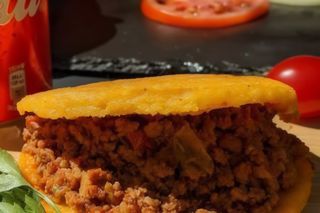 Arepa picadilla