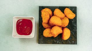 Chicken nuggets 6 kom