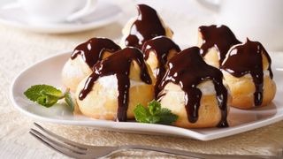 Profiteroles