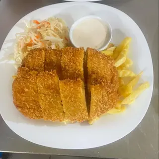 Chrupiący kurczak z frytkami