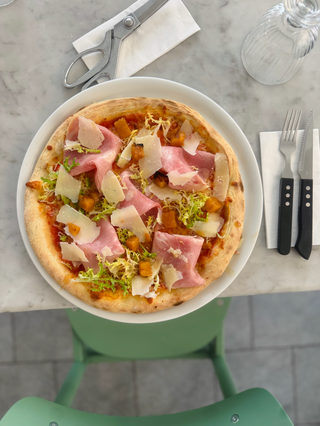 Natalie e Suzanna (hawaii rossa)