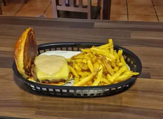Sombragris Burger