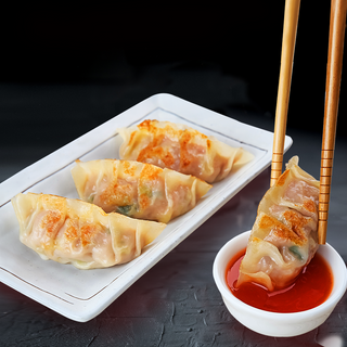 Gyoza cu pui