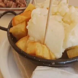 Patatas Allioli