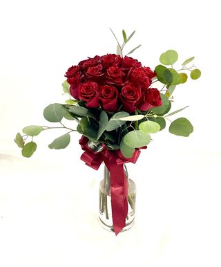 Rosas Vermelhas na Jarra