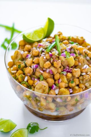 Aloo Chana Chaat