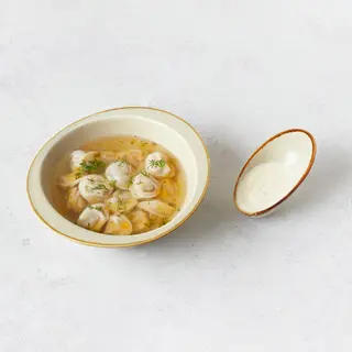 Пельмени с бульоном