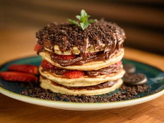 Американска палачинка Нутела, ягоди и Орео (290г)