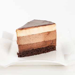 ТРИ ШОКОЛАДА