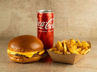 Велетень Суперсирний бургер меню 