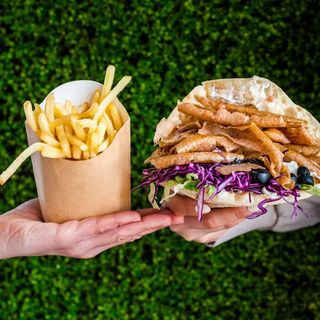 XXL Doner Menú + Papas + Bebida