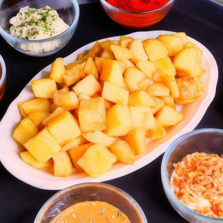 Ración De Patatas Bravas