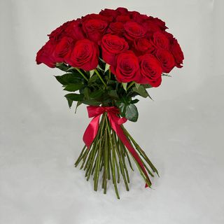 Buchet 45 trandafiri rosii