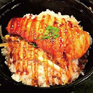 Arroz Salteado Con Salmón A La Plancha