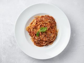 Spaghetti Bucatini alla Bolognese