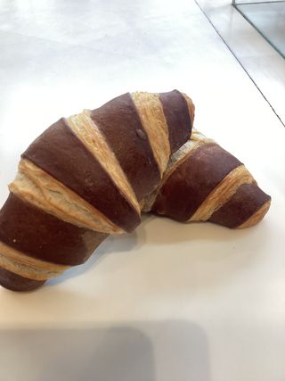 Croissant Chocolat et crème de noisette
