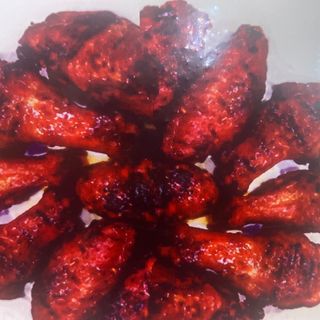 Alitas De Pollo Fritas (10 Uds.) mas patata frita con salsa