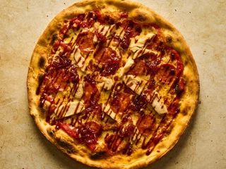 Pizza  Pollo Pepperoni Barbacoa