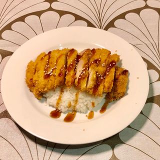 Arroz con pollo katsu