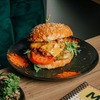 Burger Roztargniona Marcysia