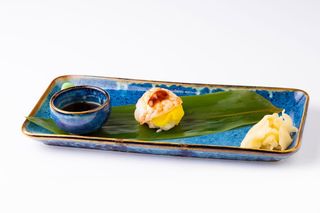 Tamari cu creveti si takuan 