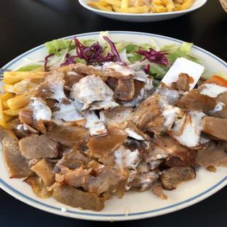 Plato Kebab Con Patata Fritas