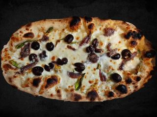 Fiori di zucca, mozzarella di bufala, olive taggiasche alici di Cetara