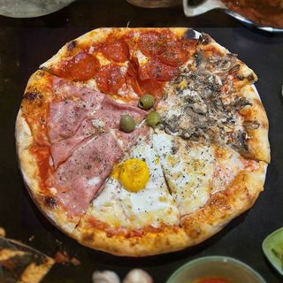 Quattro Stagioni pizza mala