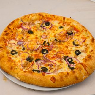 Pizza Tonno