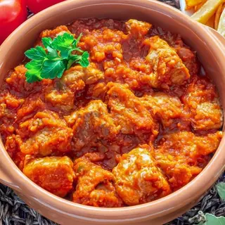 Magro con tomate