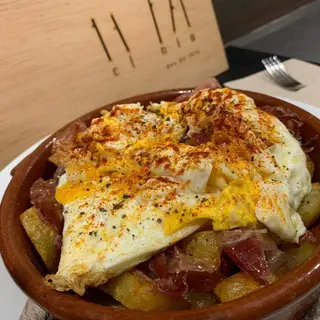 Huevos Rotos