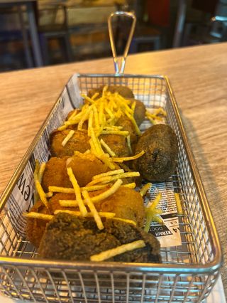 Mix De Croquetas Variadas (6 Uds.)