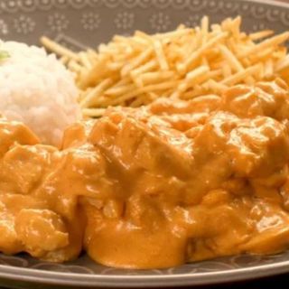 STROGANOFF DE FRANGO