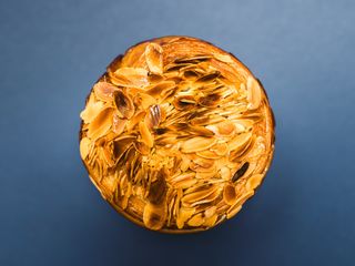 Croissant De Almendras