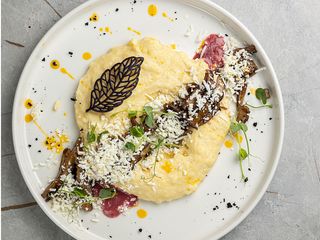 Банош з грибами шиїтаки та бринзою (350g)