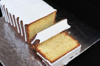 Lemon Cake Slice