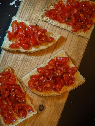 Bruschetta Classica (4 Uds.)