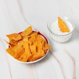 Humus Con Doritos